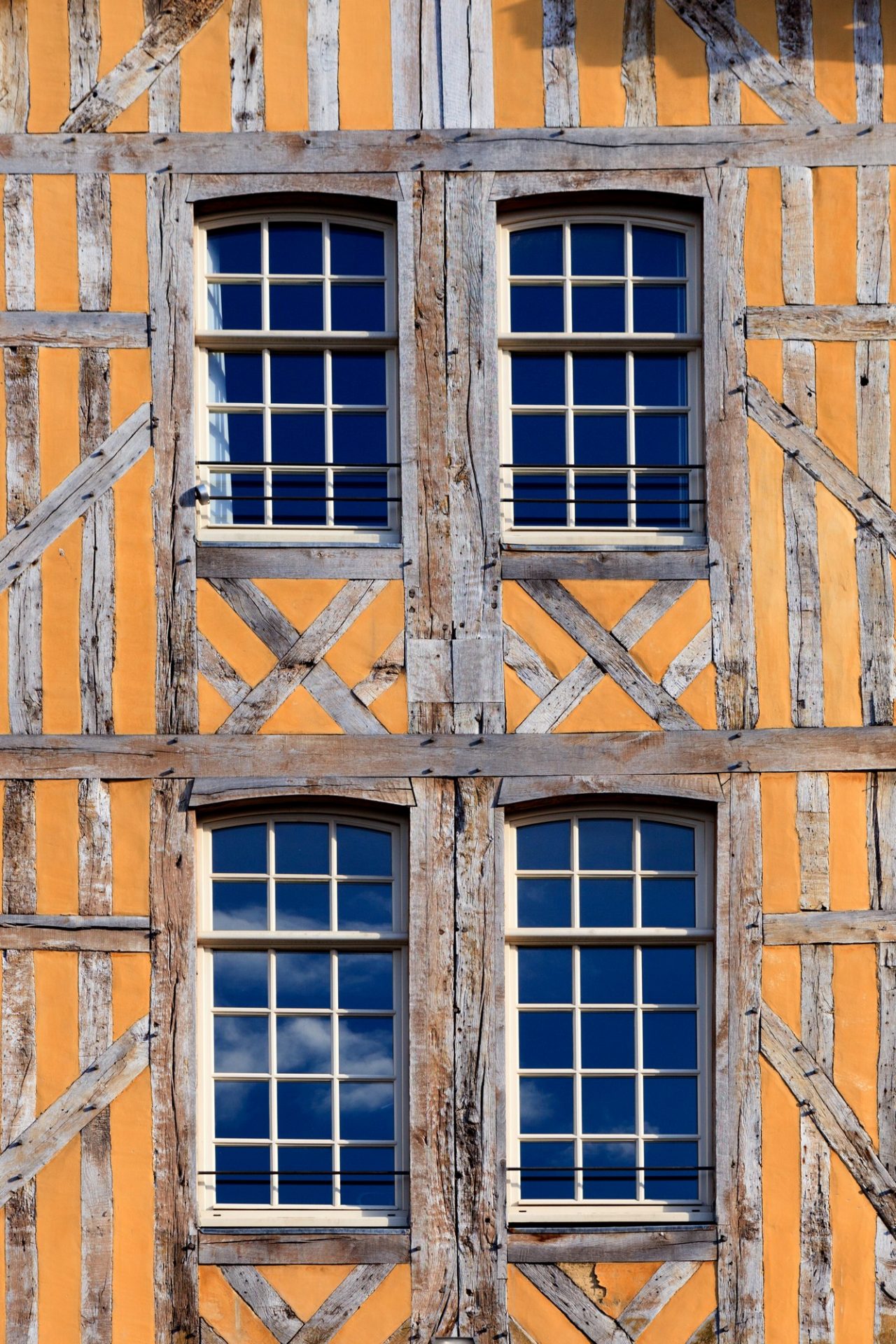 5 bis 10 Kilometer von Troyes