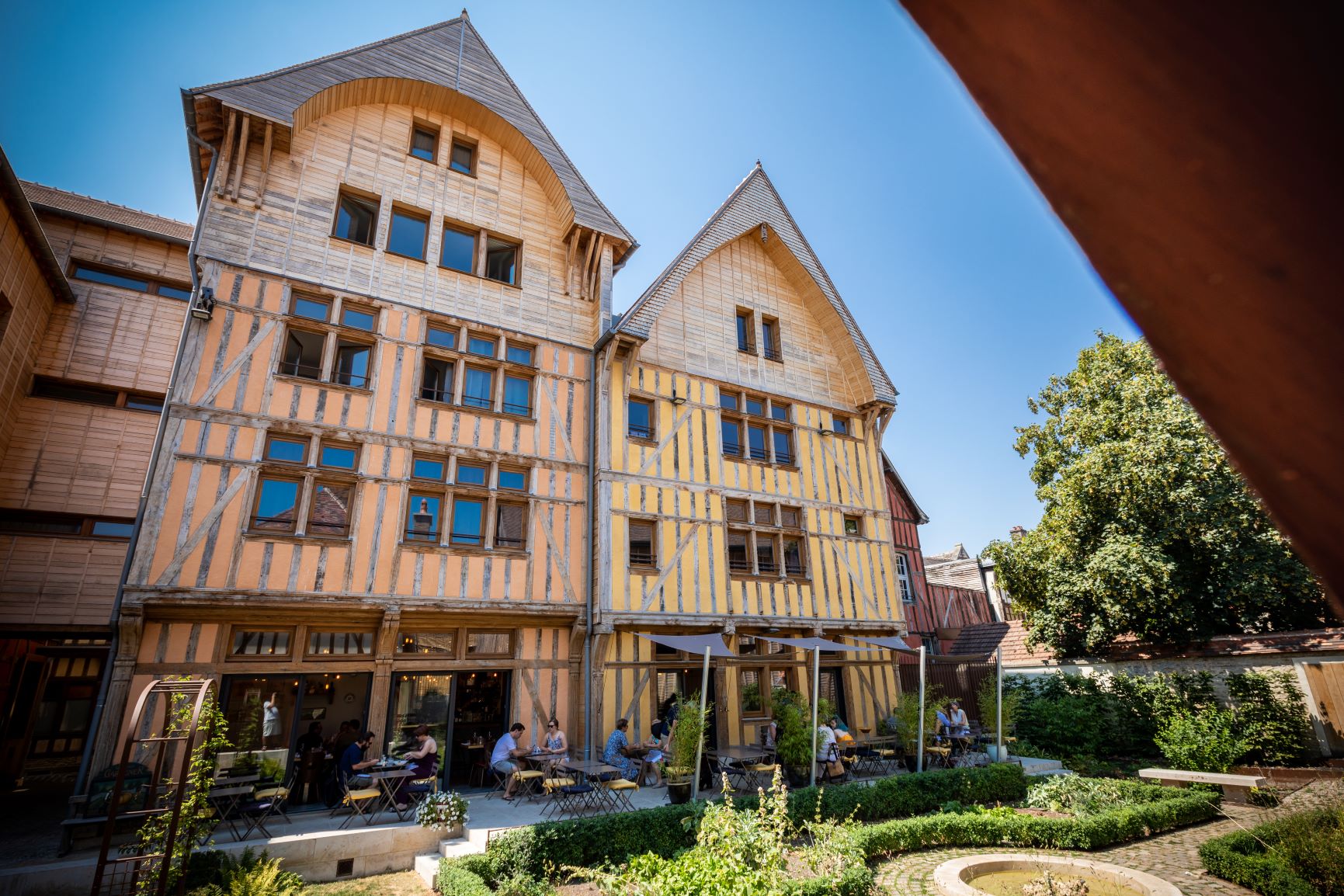 Troyes La Champagne, Land der tausend Farben (nur auf Englisch)