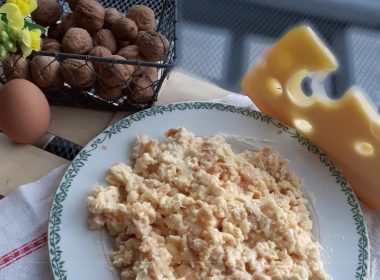 Gustave Flaubert’s Rührei mit Brillat – Savarin-Käse